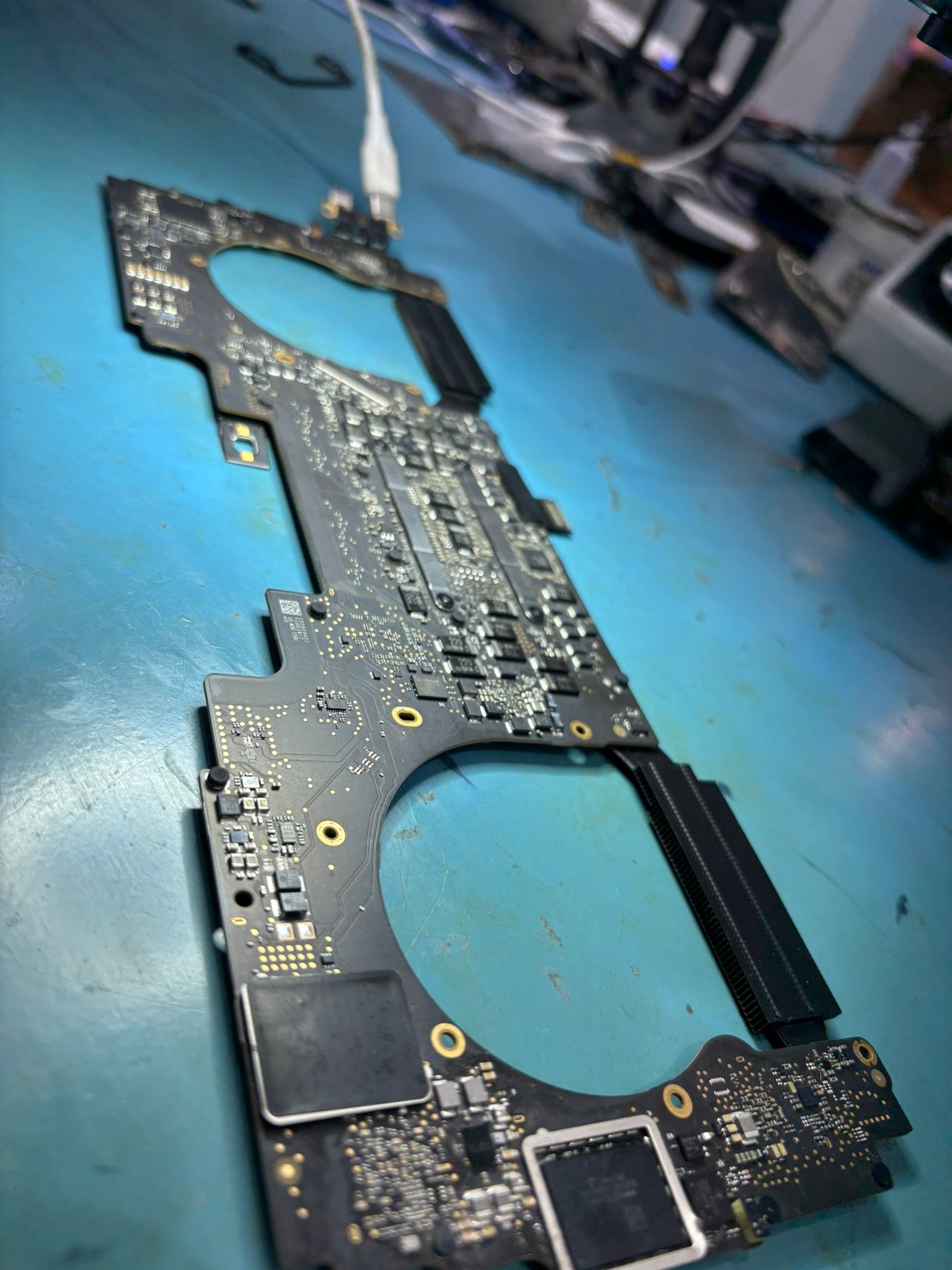 Placa de macbook A1706